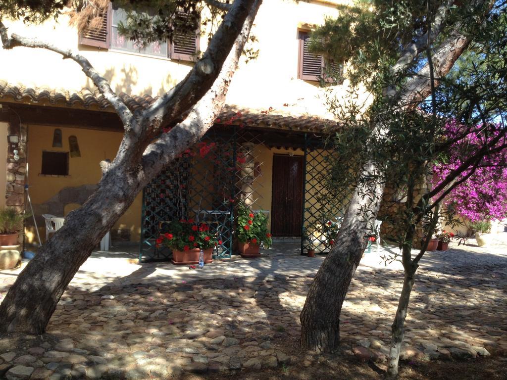 Villa Il Ruscello à SantʼAnna Arresi Extérieur photo